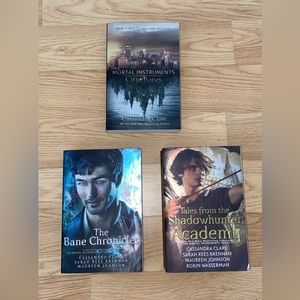 3 SHADOWHUNTER paperback novels in ENGLISH by CASSANDRA CLARE